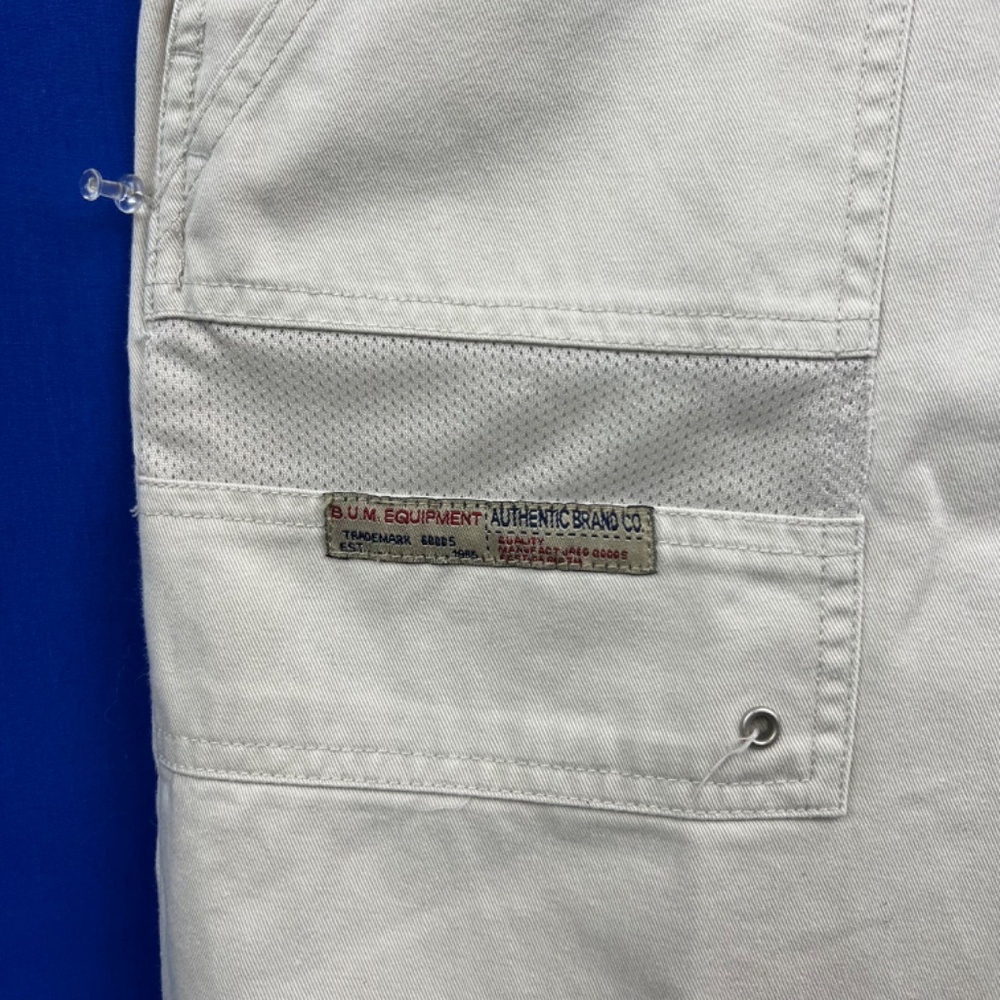 ↪️(Relisted!)VINTAGE Y2K |•B.U.M. EQUIPMENT•| Tan Khaki Overall Shorts - Picture 7 of 15
